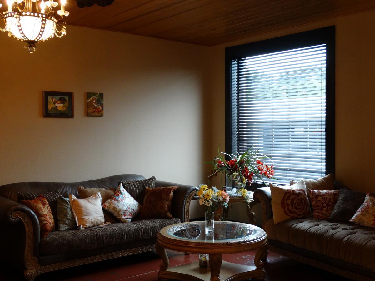 Hotel Cazan Mamou Bagian luar foto